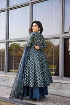 Navy Blue Geometric Print Kurta Set