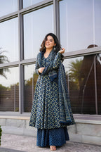 Navy Blue Geometric Print Kurta Set