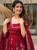 Graceful Maroon Festive Kurta Set