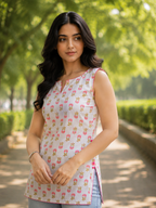 Vrinda V neck kurti