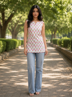 Vrinda V neck kurti