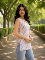 Vrinda V neck kurti